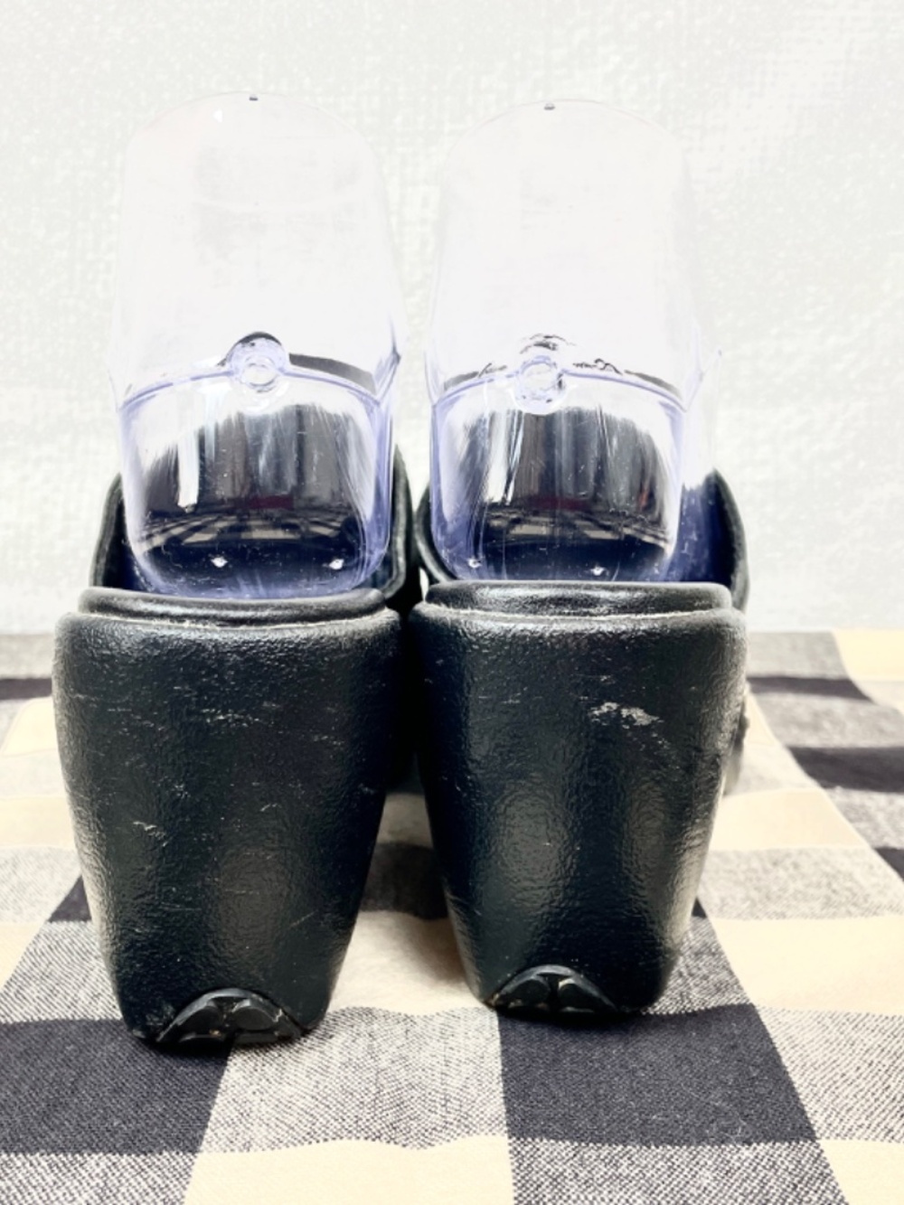 Cherokee VTG Black Leather Studded Platform Clogs, 7.5 Fair Used Condition - Picture 11 of 17